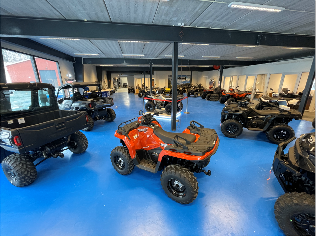 Salgshallen Terreng- og tilhengersenter avdeling Bærum Polaris ATV utstilling